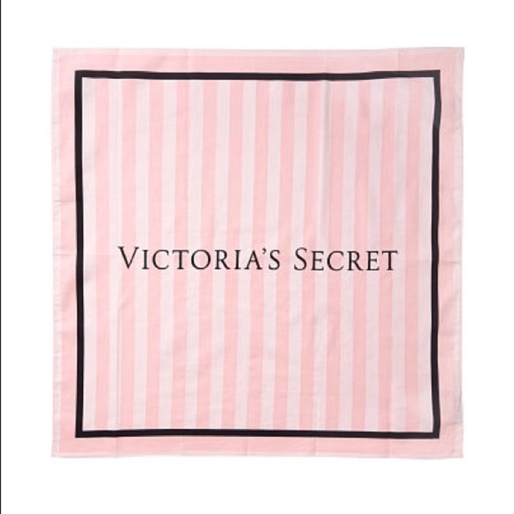 Victoria’s Secret Signature Stripe Scarf